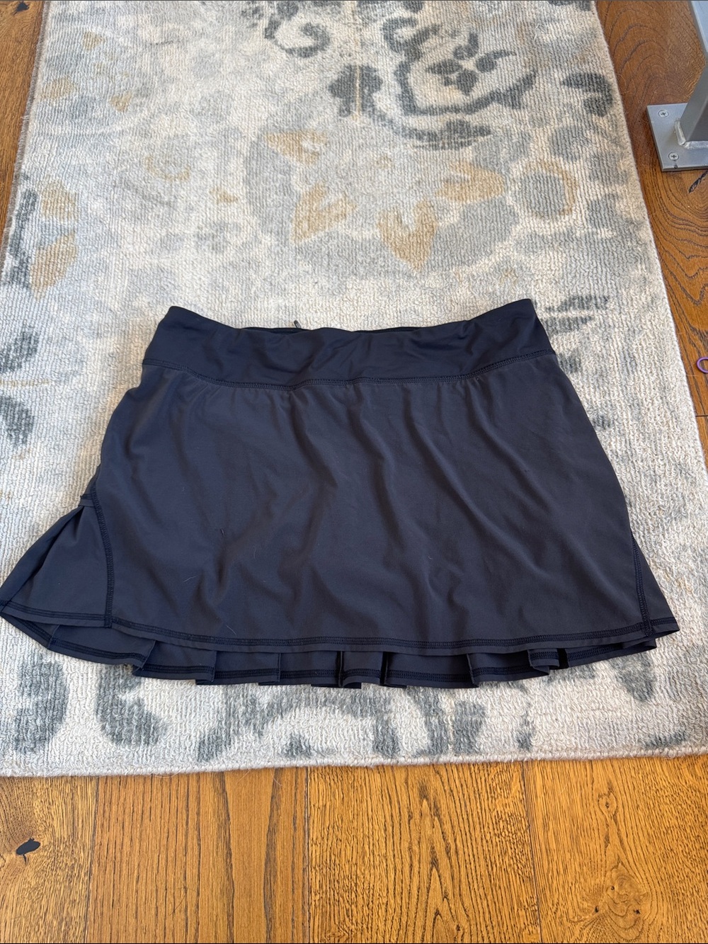 lululemon athletica pace setter Women's Black Ruffled Athletic Skirt 10 - Picture 5 of 5